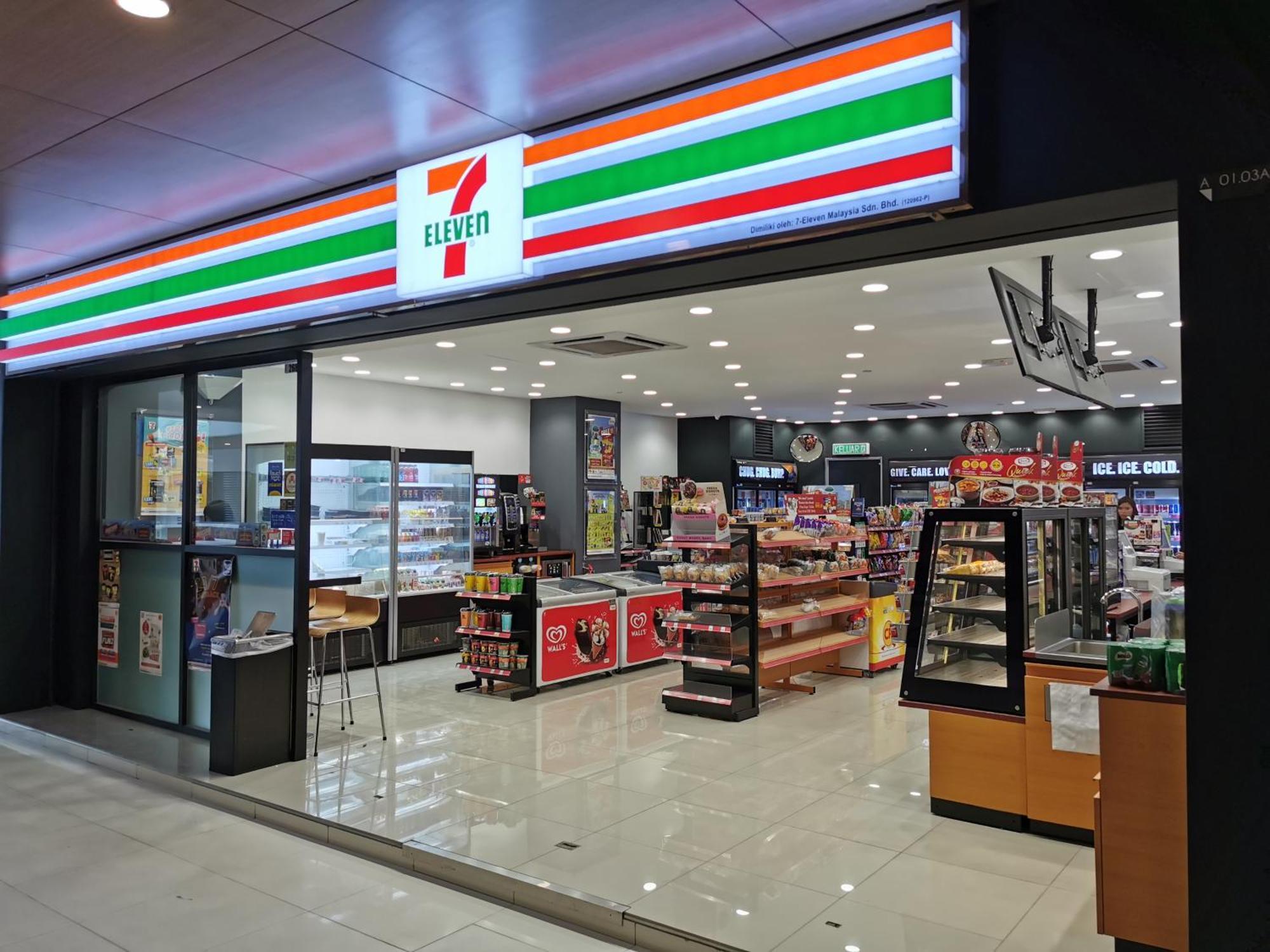 Revo Aurora Place, Pavilion 2, 5 Minutes To Axiata Arena Bukit Jalil Free Wifi By De Harlequins *