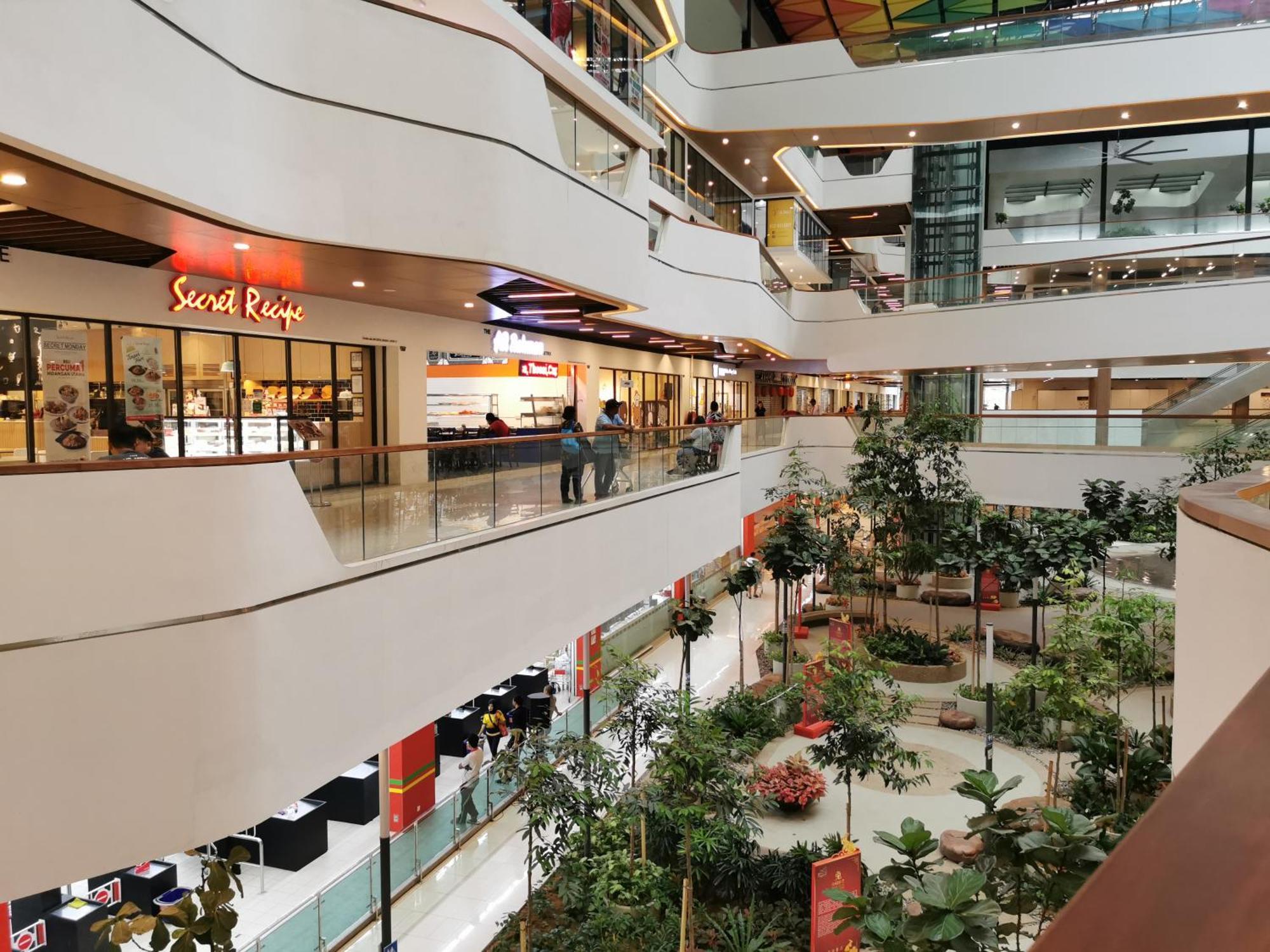 Revo Aurora Place, Pavilion 2, 5 Minutes To Axiata Arena Bukit Jalil Free Wifi By De Harlequins Pangsapuri Kuala Lumpur