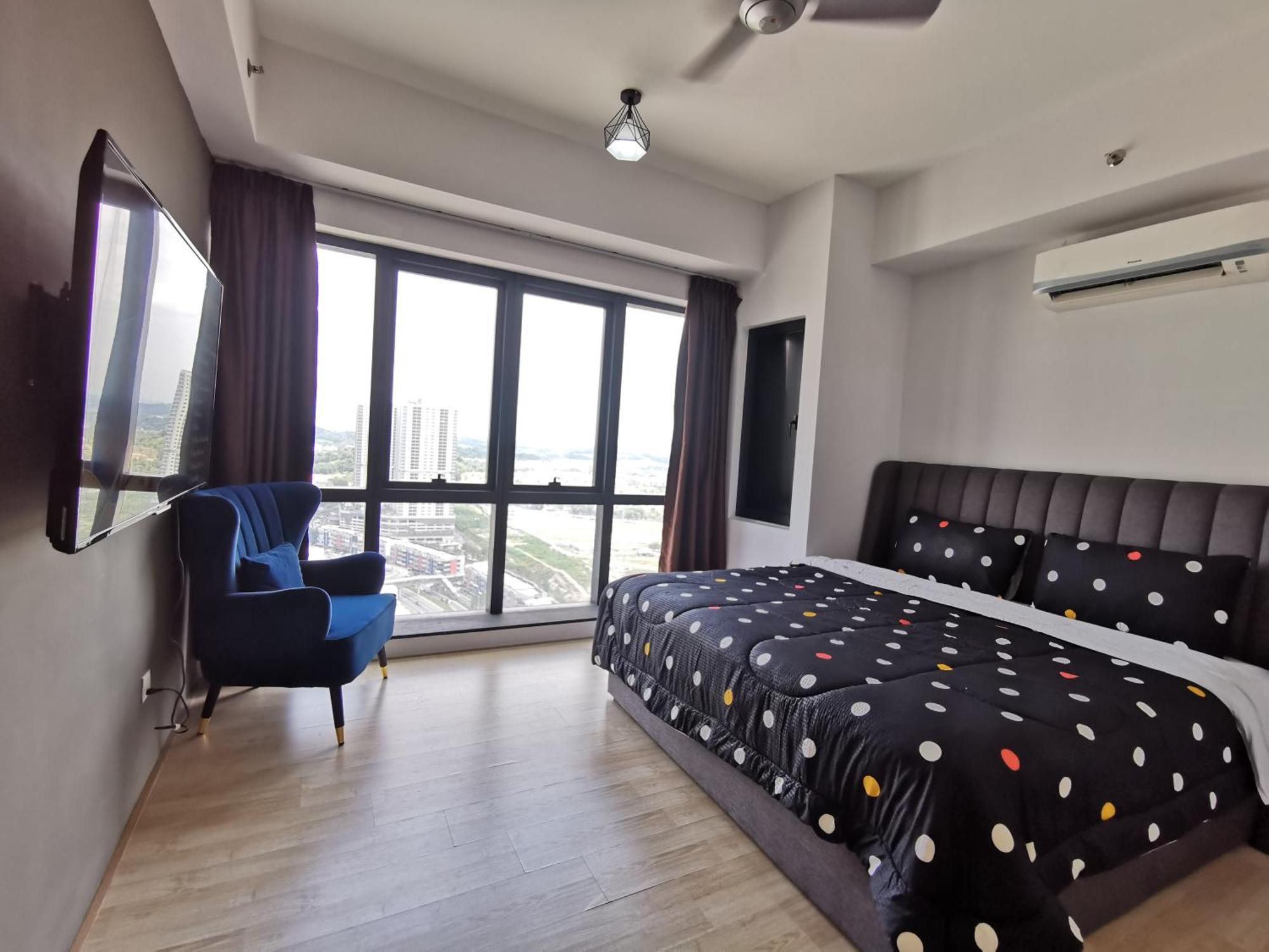 Revo Aurora Place, Pavilion 2, 5 Minutes To Axiata Arena Bukit Jalil Free Wifi By De Harlequins * Kuala Lumpur