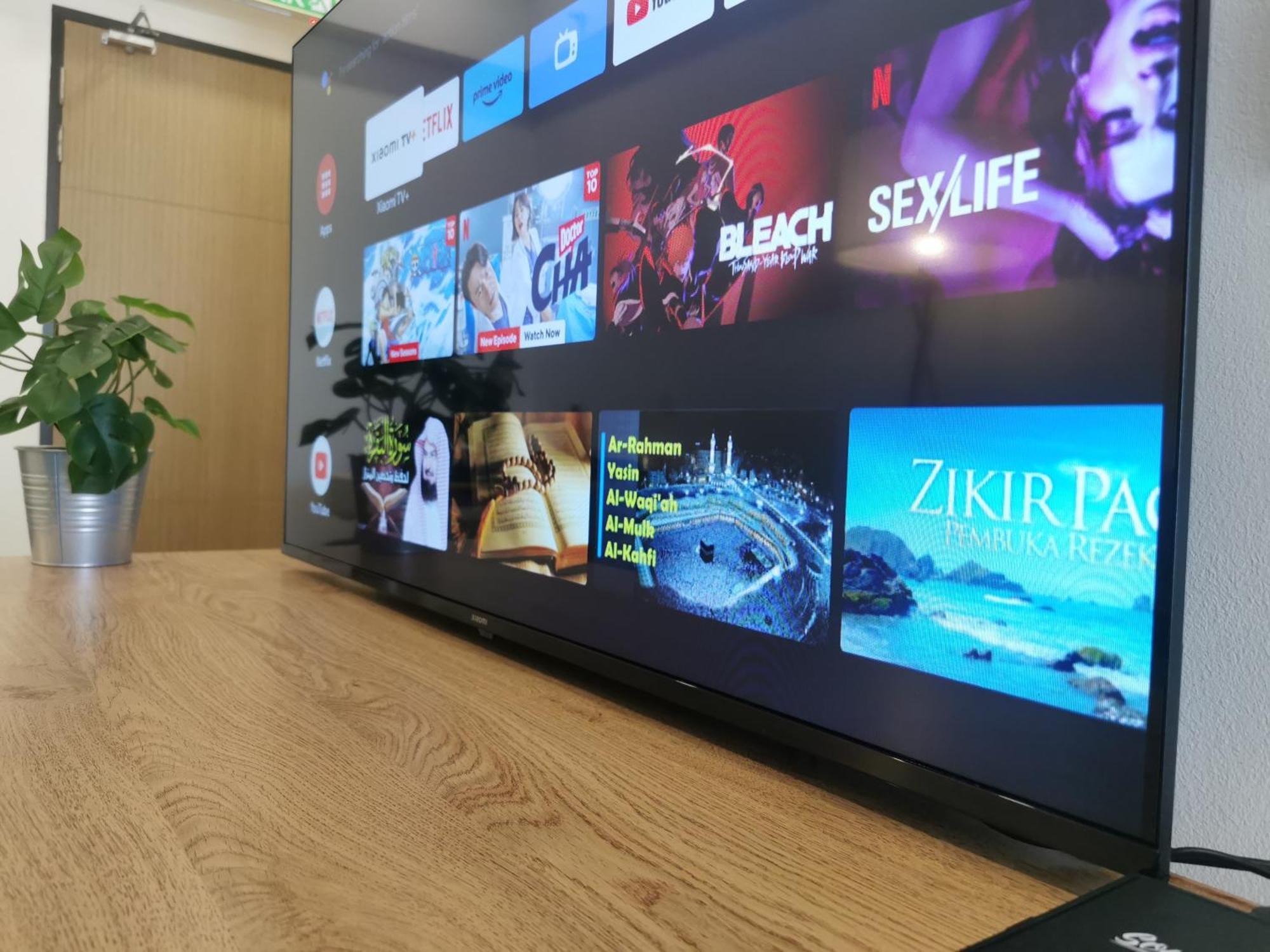 Revo Aurora Place, Pavilion 2, 5 Minutes To Axiata Arena Bukit Jalil Free Wifi By De Harlequins Pangsapuri *