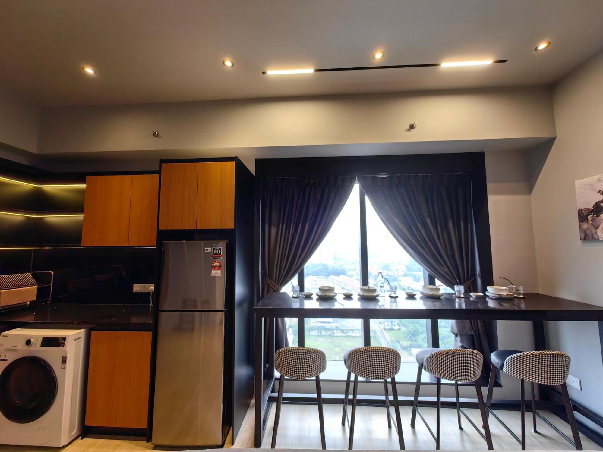 Pangsapuri Revo Aurora Place, Pavilion 2, 5 Minutes To Axiata Arena Bukit Jalil Free Wifi By De Harlequins Kuala Lumpur